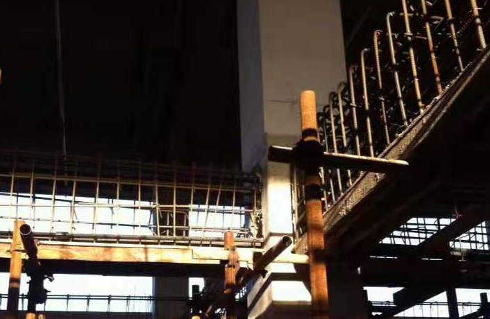 呼伦贝尔一厂房梁柱截面加大施工